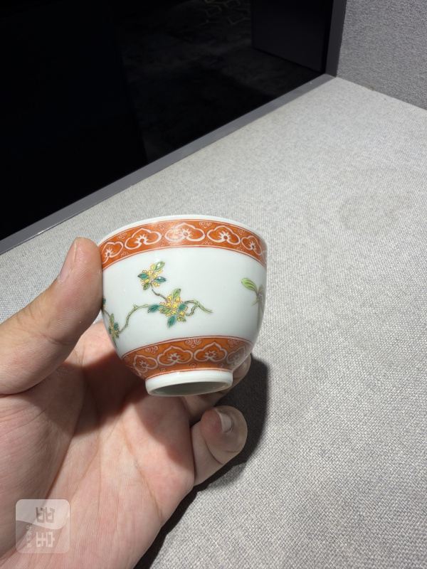 清嘉庆 粉彩折枝花卉纹酒圆一对 - 图12